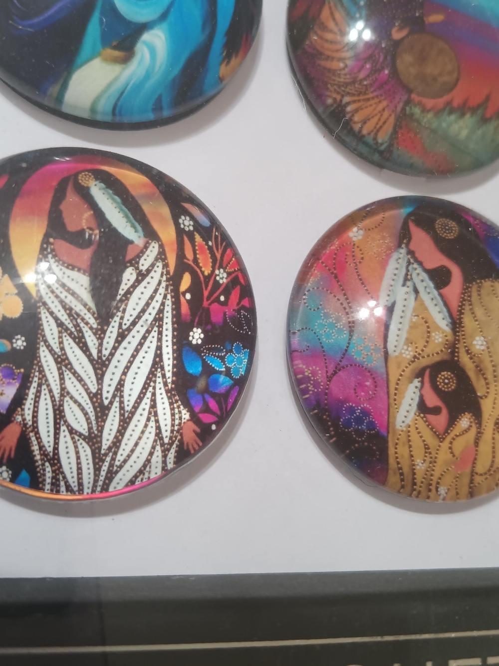 Glass Magnet Set - Picture 3 of 6